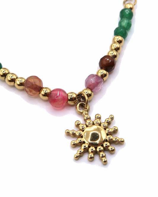 SOLA - Halskette mit Natursteinperlen und Sonnen Anhänger