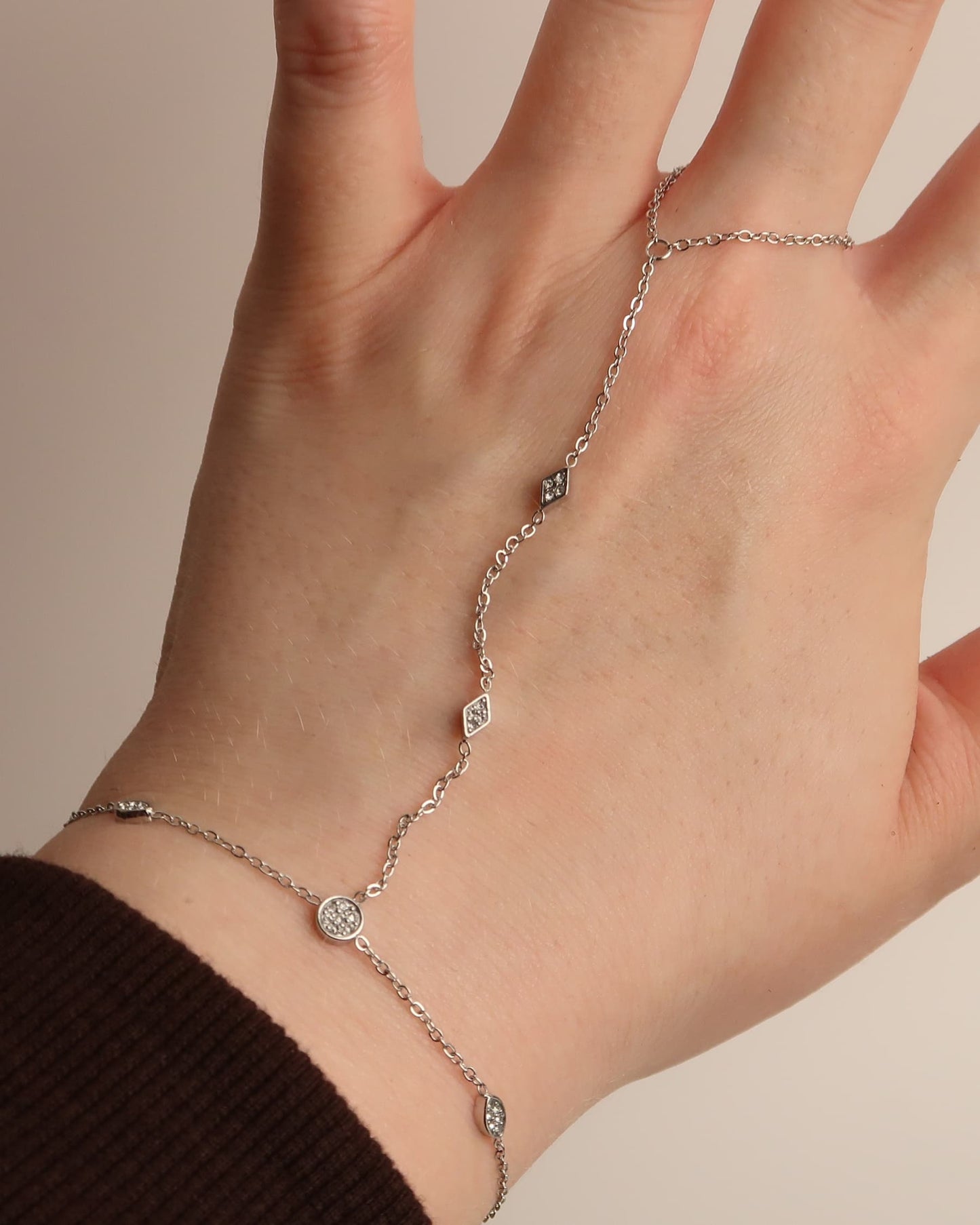 ERIDA - Edelstahl Handkette mit Zirkonen