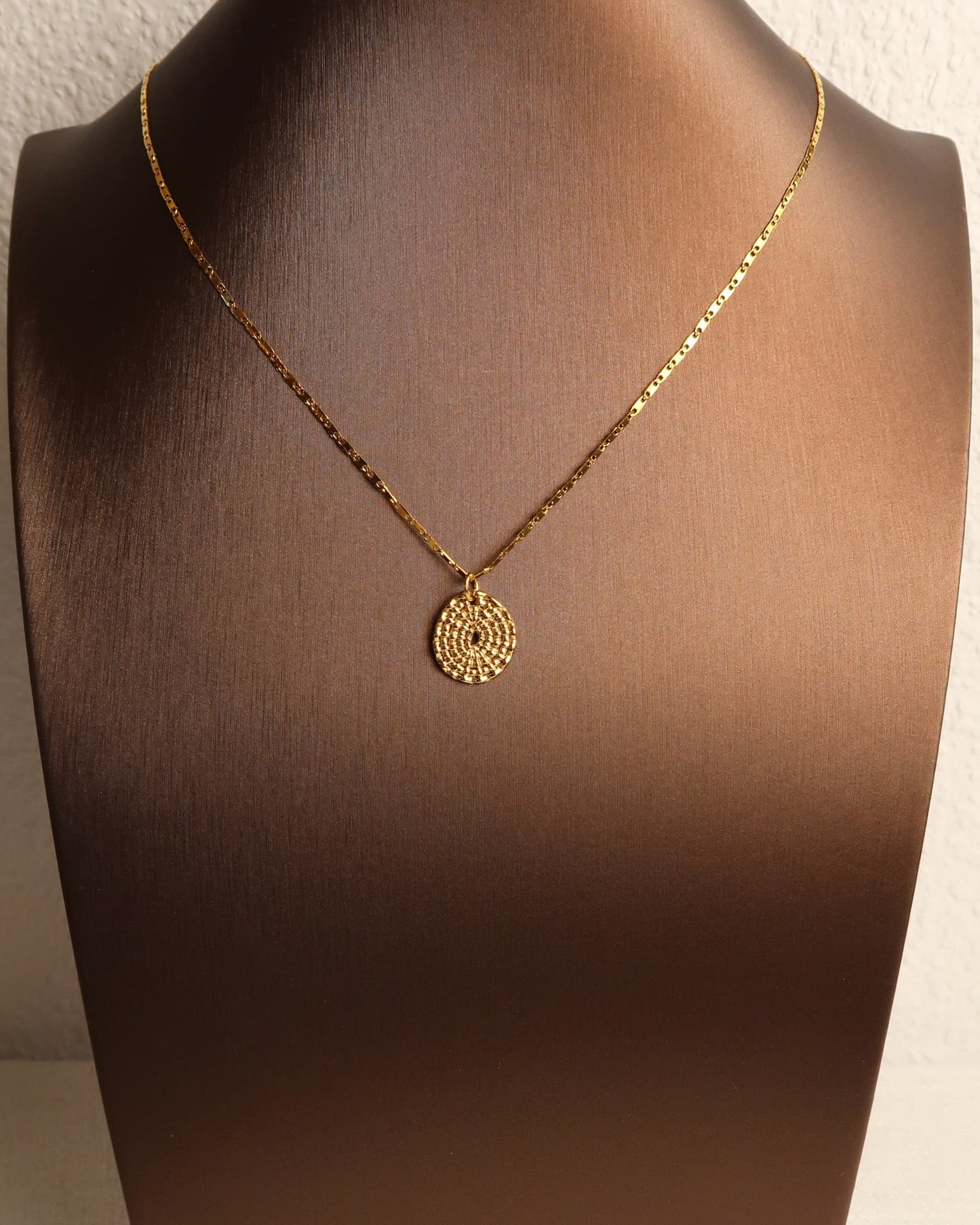 SOCCORA - Goldene Boho Halskette