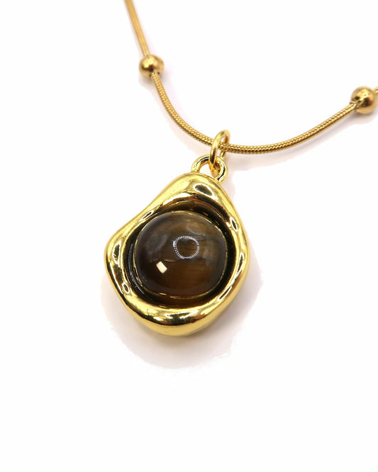 MYAH - Goldene Edelstahlkette mit Tigerauge-Anhänger
