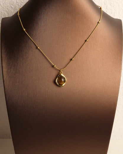 MYAH - Goldene Edelstahlkette mit Tigerauge-Anhänger