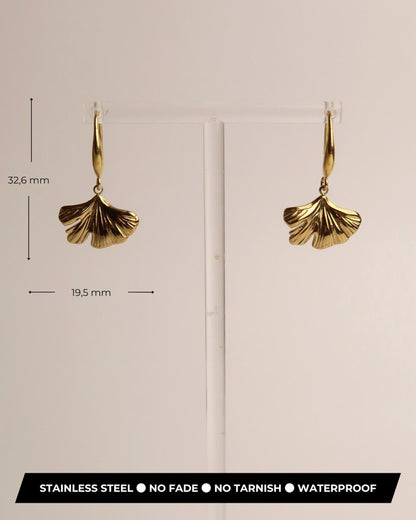 SINJOH - Goldene Edelstahl Ginkgo Ohrringe