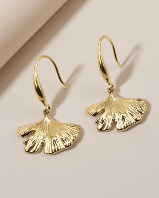 SINJOH - Goldene Edelstahl Ginkgo Ohrringe