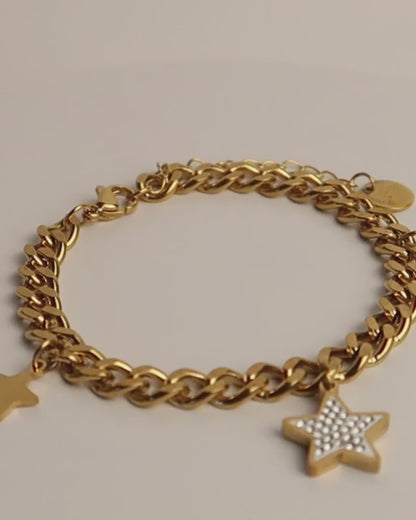 SAKI - Y2K Stern Charm Armband