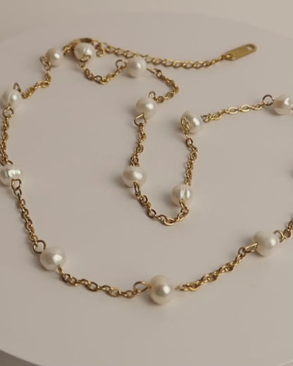 ARUSHA - Goldenes Halsketten Layering Set